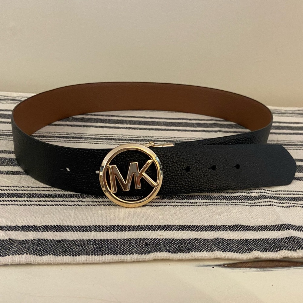 Michael Kors Reversible Leather Belt